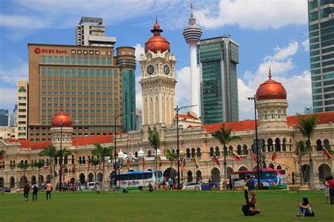 Dataran Merdeka: Pomnik Niepodległości i Serce Kuala Lumpur!